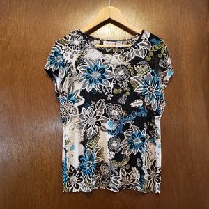 Chico's Travelers short sleeve floral top
